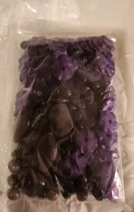 9 OZ + LOT OF MIXED PURPLE LOOSE WOOD & ACRYLIC BEADS ASSORTED SIZES AND STYLES - Picture 1 of 2