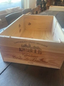 Chateau Cote de Baleau St Emilion Bordeaux France 2020 Wooden Wine Box - Picture 1 of 3