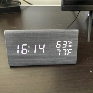 Wooden Alarm Clock, Smart LED Digital Clock for Bedroom/desks - Picture 1 of 2
