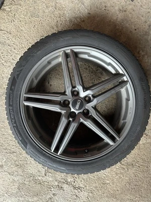 Winterreifen 255/45 R20 105V für Hyundai Santa Fe 2020 - Bild 1 von 4