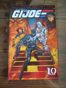 CLASSIC GI JOE VOLUME 10 TPB IDW COMICS G.I. OCCHI DI SERPENTE RARISSIMO FUORI PRODUZIONE - Foto 1 di 3