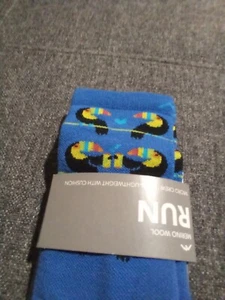 darn tough womens socks small Run - Picture 1 of 4