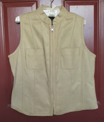 Chaleco Yansi Fugel Bronceado GRANDE Cremallera Frontal Interior Exterior Bolsillos Imitación Gamuza Usado en Excelente Condición Foto 1 de 4
