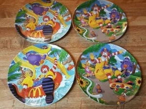 4 Round McDonald Corp. 2003  9 1/2" Round Plates  - Picture 1 of 1