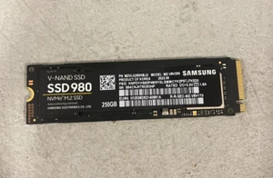 SAMSUNG SSD 980 NVMe M.2 250GB PCIe V-NAND SSD - Picture 1 of 2