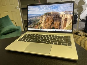 Fast Hp Probook 445 G9 Ryzen 5 Laptop 16GB 256GB SSD Win 11 Gotowy do użycia - Zdjęcie 1 z 9
