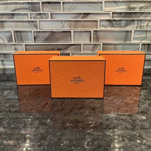 HERMÈS Autentico Hermes France portagioie confezione regalo bracciale vuoto orecchini set 3