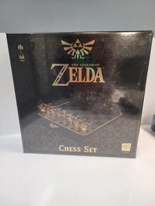 The Legend of Zelda Chess Set *Collector's Edition* NEW - Picture 1 of 4
