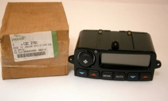 Genuine Jaguar XJ - Rear Heater Control Switchpack - Left Hand Drive - C2C2761 - Image 1 of 1