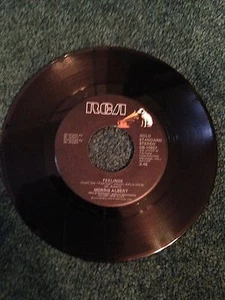 45RPM ORIGINAL RECORDING & LABEL:FEELINGS/MEMORIES-MORRIS ALBERT - Picture 1 of 2