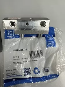 OEM GM PART#85585333 TRANSMISSION THERMOSTAT - Picture 1 of 2