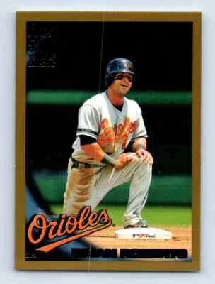 2010 Topps Gold Brian Roberts 0548/2010 Baltimore Orioles #592 - Image 1 of 2