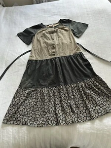 True Vintage Belle of My Heart 1970s Black Tan Floral Dress FITS SIZE 14 - Picture 1 of 19