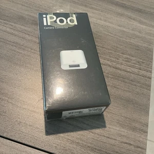 Apple iPod Camera Connector Adapter  - Picture 1 of 2