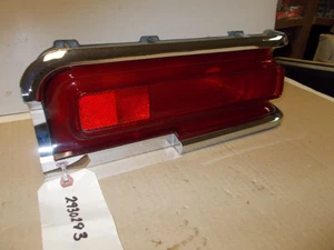 Conjunto de lámpara trasera Mopar NOS teniente 1969 Plymouth Fury I, II, excepto S/Wagon - Imagen 1 de 3