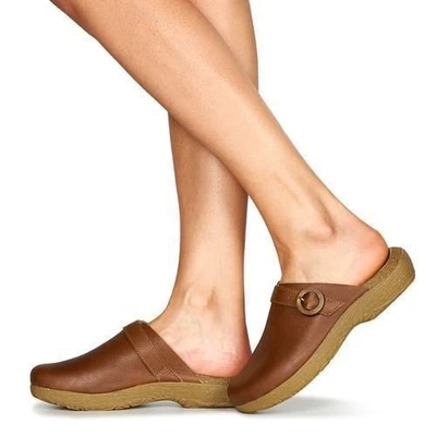 Zuecos de cuero de grano suave Wakatiwai marrón El Naturalista hebilla EE. UU. 8,5 UE 40 Foto 1 de 4