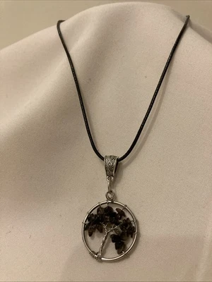 Collar colgante árbol de la vida para mujer y mujer Foto 1 de 3