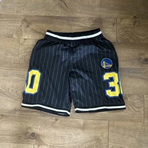 NBA Golden State Warriors Stephen Curry #30 Basketball Shorts Herren M schwarz - Bild 1 von 7