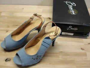 NEW PAIR BEACON FASHION & FIT WOMEN'S HIGH HEEL SHOES SIZE 12M COMET DENIM - Picture 1 of 4