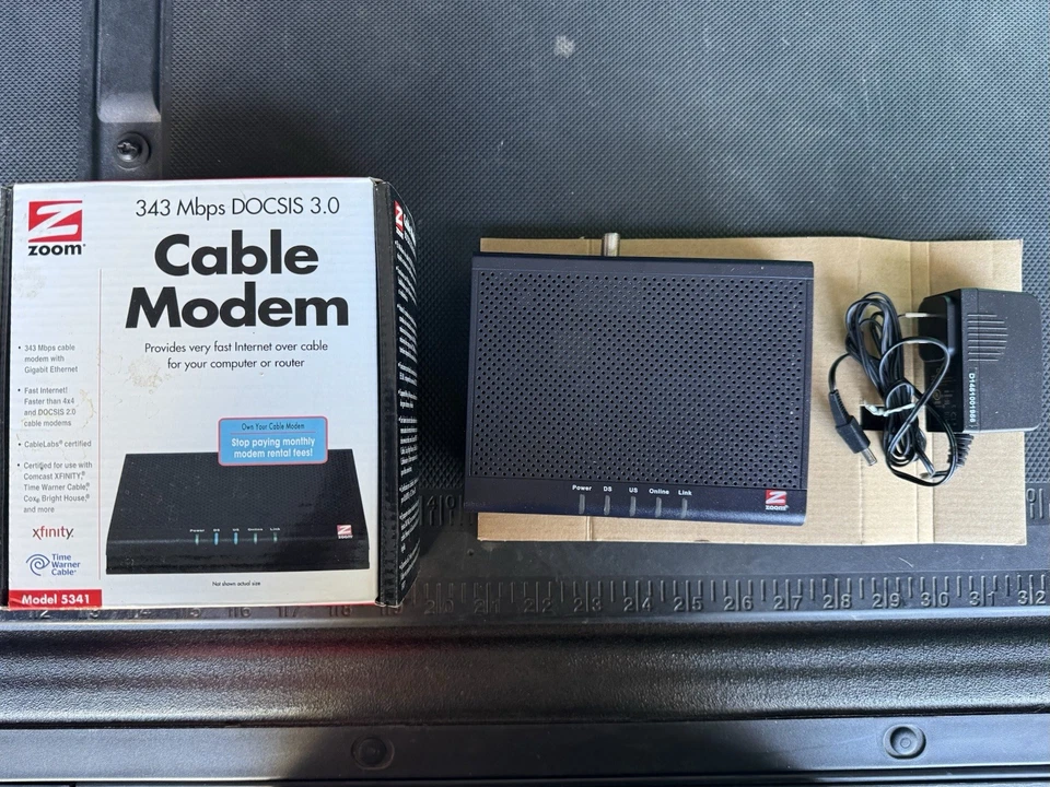 Zoom DOCSIS 343 MBPS 3.0 Cable Modem Model 5341 - Image 1 of 1