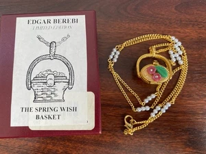 Edgar Berebi SPRING WISH BASKET Floral Pendant & Necklace in Box - Picture 1 of 4