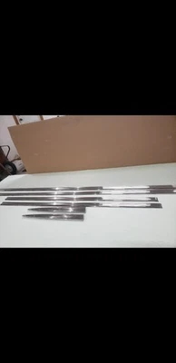 1963 年福特 Falcon Futura 镀铬侧模饰边 — 第 1/4 张图片