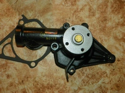 1977-1979 Toyota Corolla 1,6 л 2TC восстановленный водяной насос (диаметр ступицы 3 и 1/16) - Изображение 1 из 2