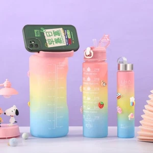 64 Unzen/2 L Halbe Gallone Motivierende Wasserflasche mit Zeitmarkierung BPA Frei Set 3 Stck. - Bild 1 von 5