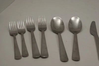 Cubiertos de acero inoxidable Ikea Dragon 22422 2 Dnr 2 Sal Frks 2 Dnr Spns 4 Knvs 10 Foto 1 de 4