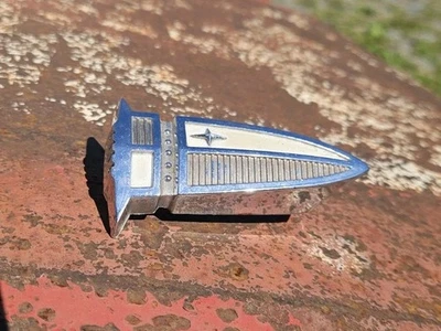 1960 年庞蒂亚克燃油门徽章燃气徽章 Bonneville Catalina Grand Prix Starchief — 第 1/4 张图片