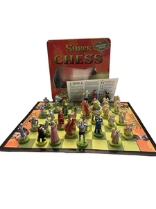 2004 Shrek Collector’s Edition handbemaltes Schachspiel KOMPLETT -- tolle Figuren!! - Bild 1 von 5