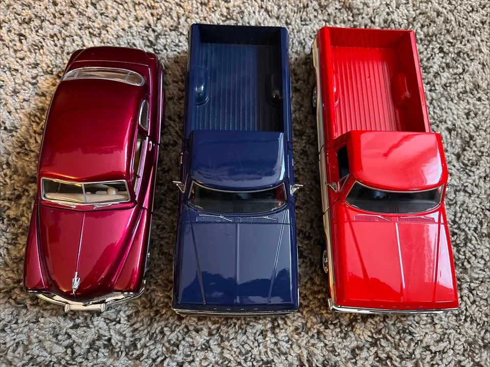 Motormax Lote De 3 1940 Mercury Cupé Borgoña Escala 1:24 1979 Ford F-150 Personalizado Foto 1 de 4