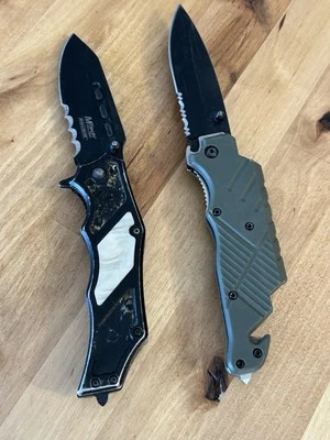 2 cuchillos plegables tácticos de supervivencia MTECH MT-A810 y estilo M&P sin marca Foto 1 de 4