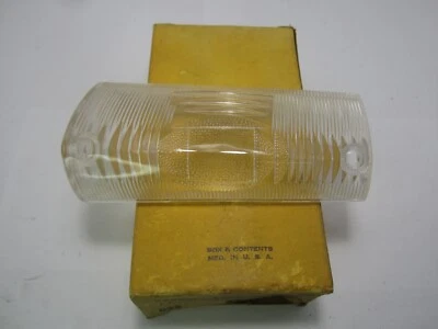 53 Plymouth Belvedere Savoy LH Luz de Estacionamiento Lente LATE GLO-BRITE 625 Foto 1 de 4