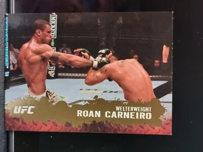 Roan Carneiro #17 2009 Topps UFC Round 2 Thick Gold Parallel - Image 1 of 2