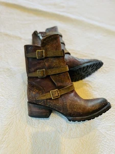 Freebird by Steve Apex Damen 8 Stiefel Cognac Braun Schnalle Moto Neu - Bild 1 von 8