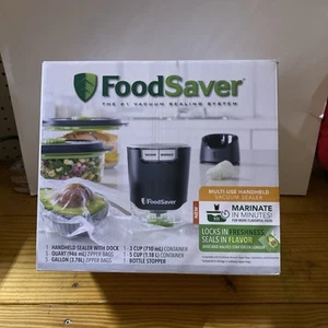 Neu im Karton FoodSaver FS2110 Mehrzweck Hand-Vakuumierer + Beutel. 3 Tassen und 5 Tassen - Bild 1 von 8