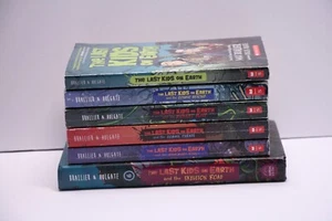 The Last Kids On Earth Lot Of 6 Books - Foto 1 di 19