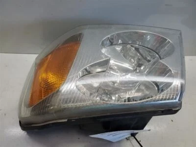 2002-2009, GMC Envoy, Driver Left Headlight, Part Number: 15866071 - Image 1 of 4