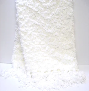 Shabby Chic Pom Pom Fringed Decorative Throw Blanket 50"x60" White - Picture 1 of 2