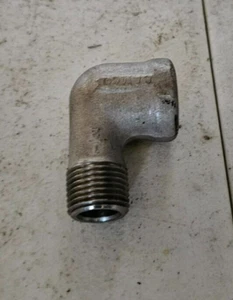 (5) 1/2" Camco 304 Stainless Steel 90 Degree Male to Female Threaded Fitting - Picture 1 of 3