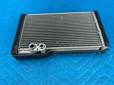 Оригинальный задний радиатор с сердечником охлаждения испарителя переменного тока для Lexus Toyota 8850128360 10k от оригинального производителя - Изображение 1 из 4