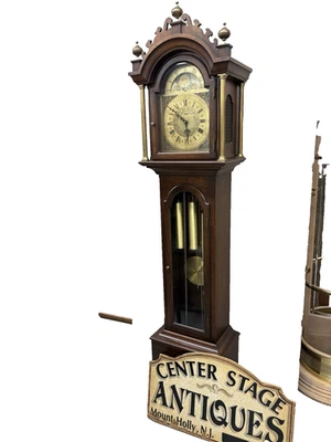 57046 TREND Mahogany Grandfather Clock Good Working Condition. - Image 1 of 4