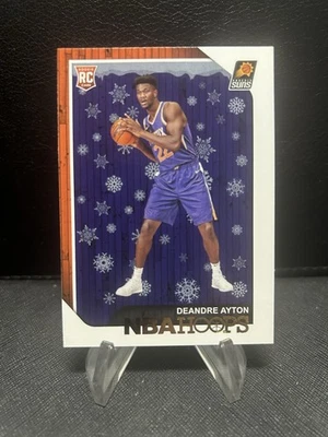 🔥 2018-19 NBA Hoops DeAndre Ayton Holiday Winter #248 Rookie RC Suns Lakers 🔥 - Image 1 of 2