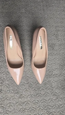 NUEVO Zapatos Liliana Para Mujer Desnudos Clásicos Punta Cerrada Tacones Altos Talla 9 M Foto 1 de 4