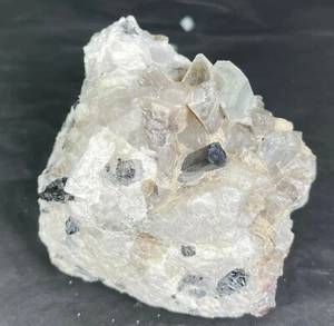 Abschluss Aquamarin Kristall Mineral Präparat mit Glimmer 880 Karat aus Pak - Bild 1 von 6