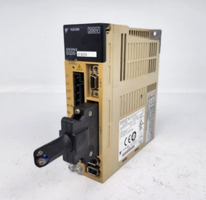YASKAWA SERVOPACK SGDS-01A02A - Picture 1 of 6