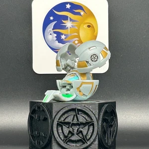 BAKUGAN Bee Striker B2 430g Gris Haos BATTLE BRAWLERS - Imagen 1 de 12