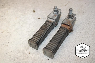 1970 Honda CB450 Super Sport REPOSAPIÉS TRASEROS CLAVIJAS PASOS JUEGO PAR S13-2124. AAT Foto 1 de 3