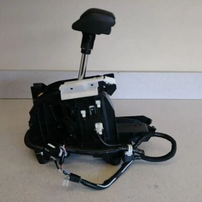2019 2020 2021 Toyota Rav 4 shifter assembly - Image 1 of 4